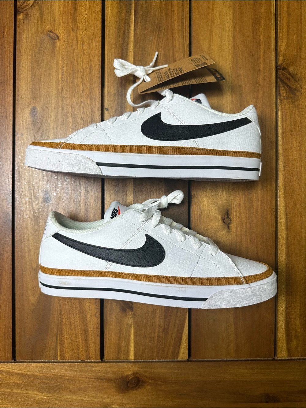 Nike Women’s White Leather Court Legacy Next Nature Sneakers Size 9.5